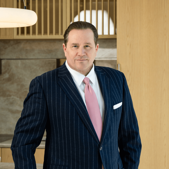 Portrait of Garvey Fox, Founding Partner | Licensed Real Estate Advisor | Commercial and Investment Real Estate Certified.